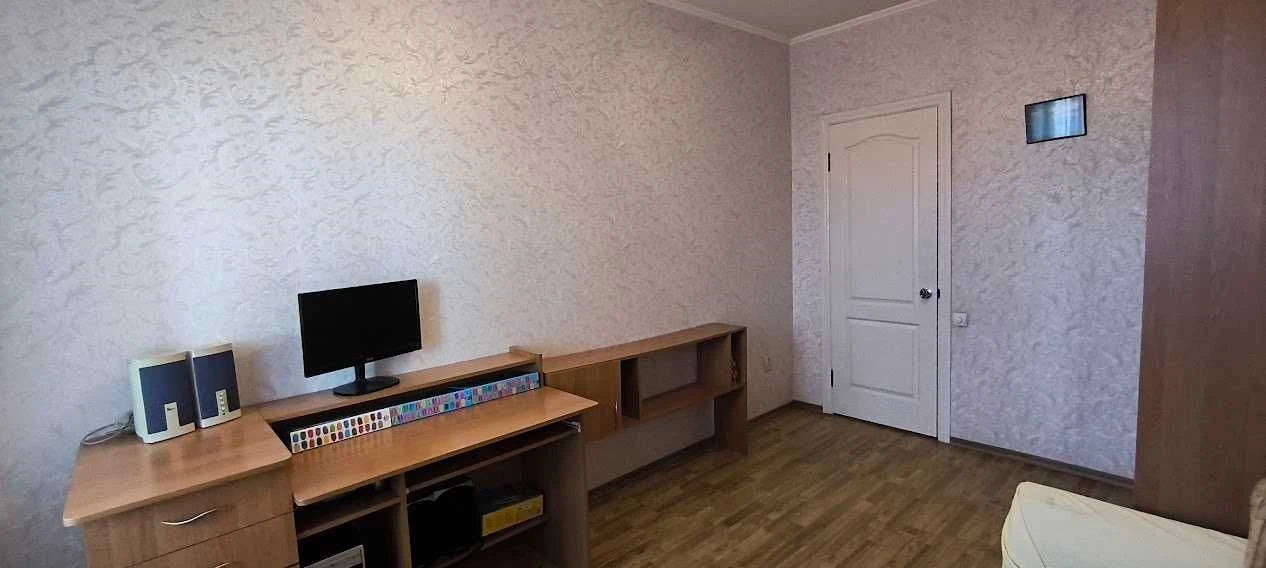 Продаж квартири з автономним опаленням в 12 мкрн