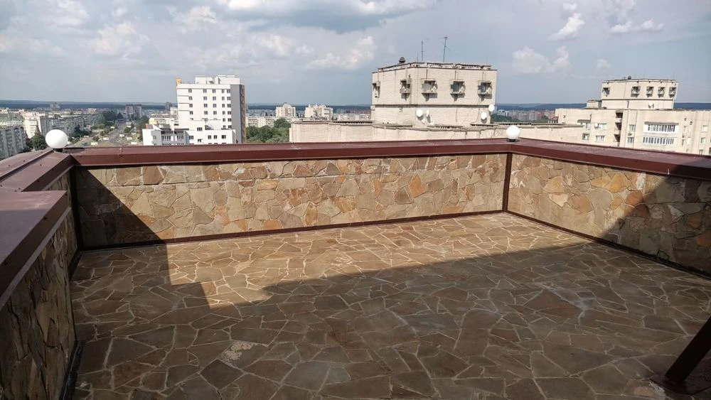Дворівнева квартира (Пентхаус) в центрі міста