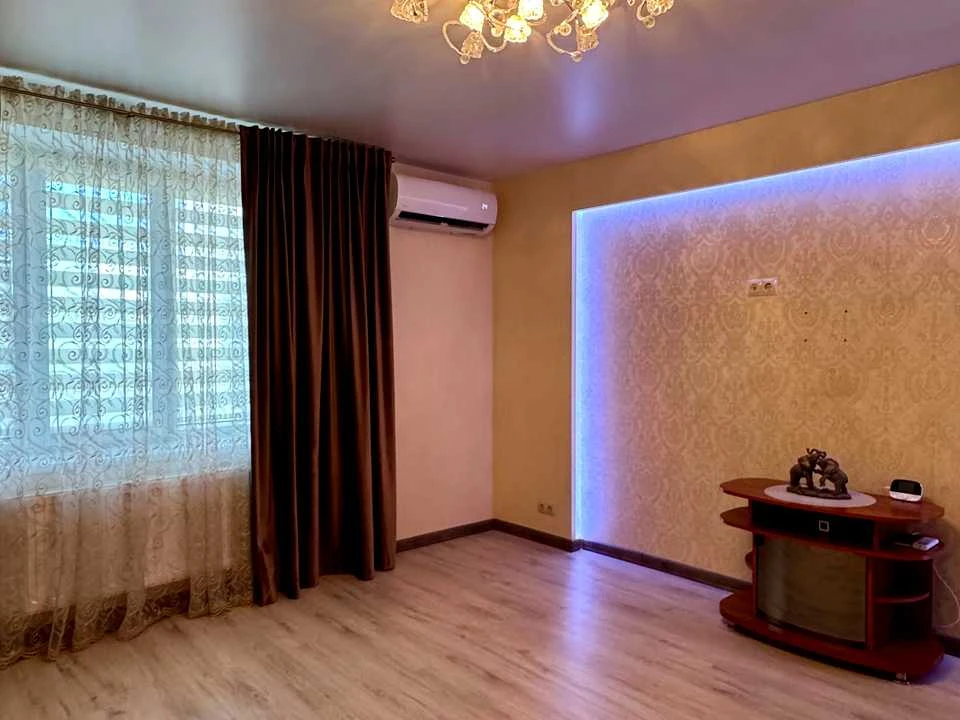 Квартира. Суми, Михайла Лушпи просп. (Космонавтів), 5 к