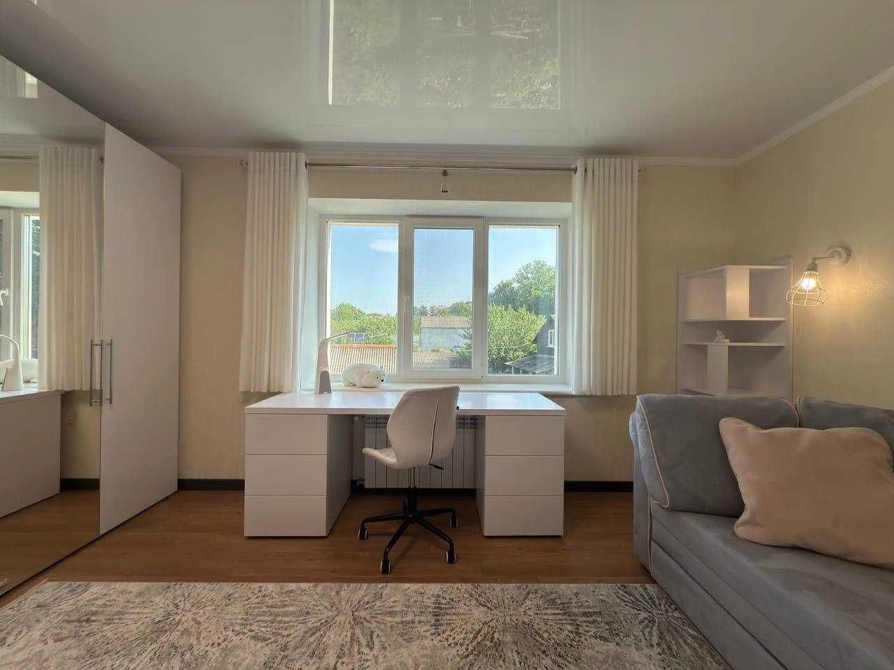 Продам 2х комнатную переулок Кондратьевский,  34