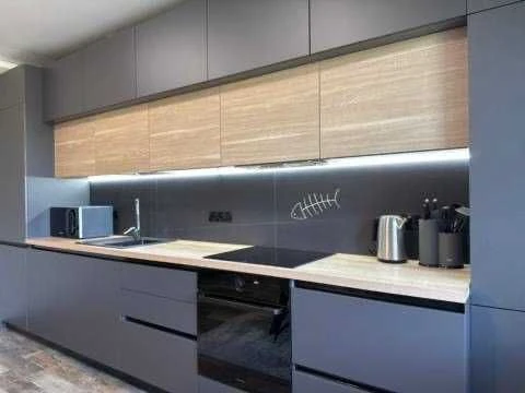 Продам 2х комнатную переулок Кондратьевский,  34