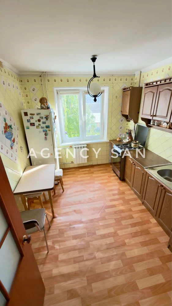 Продаж 3 квартири вул. Харківська