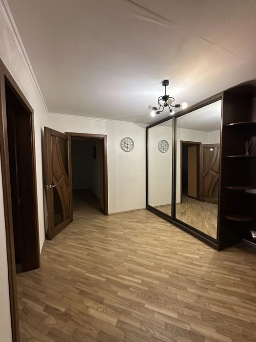 Продам 2 кімнатну квартиру