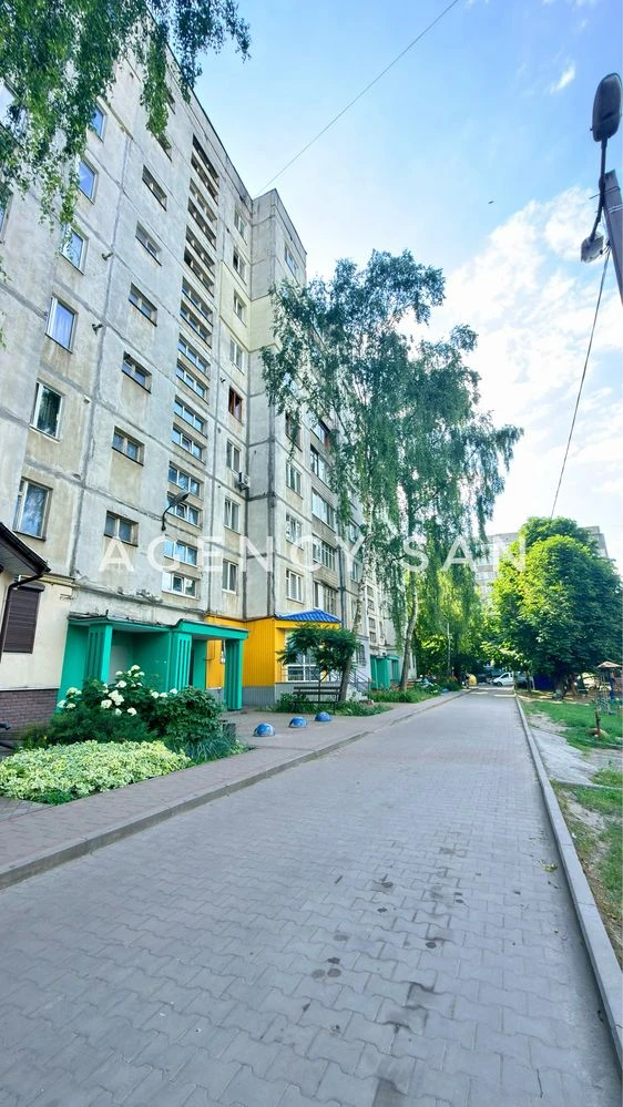 Продаємо 3к квартиру по вул. Ільінська з Автономним опалення