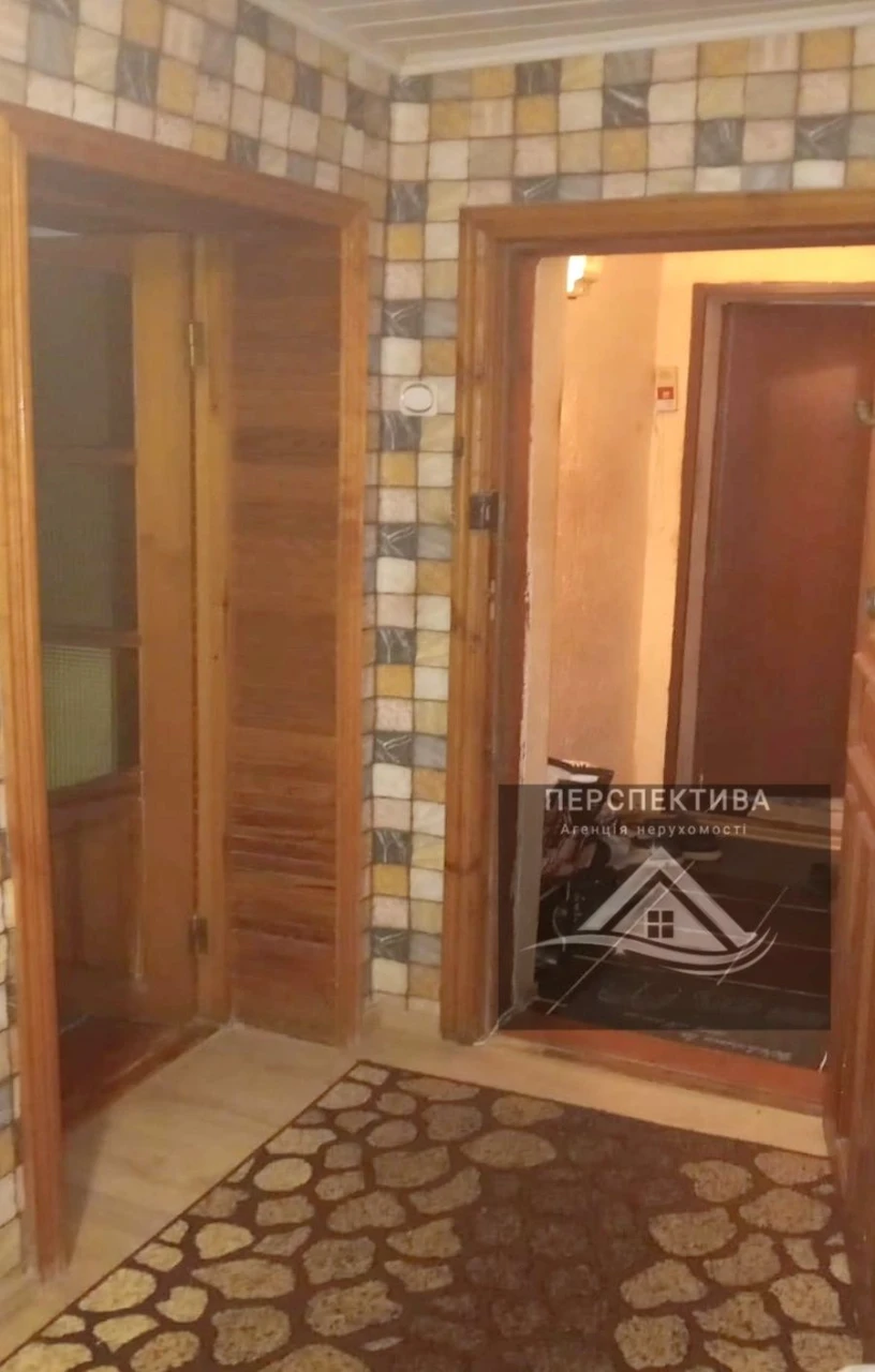 2-кімнатна квартира на 3 поверсі,пр. Перемоги