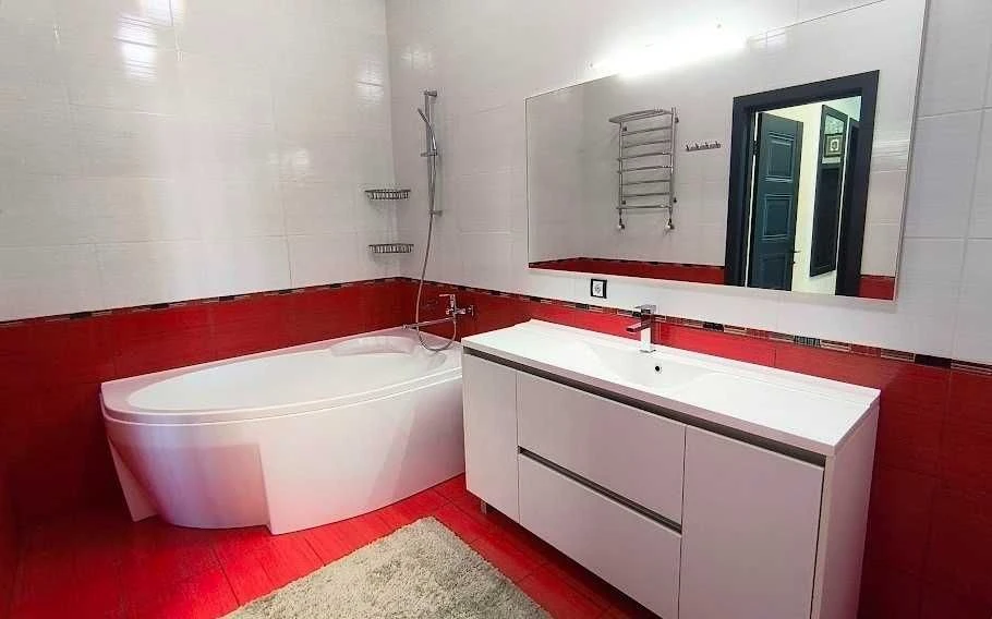 Продаж 3к квартири преміум класу в центрі