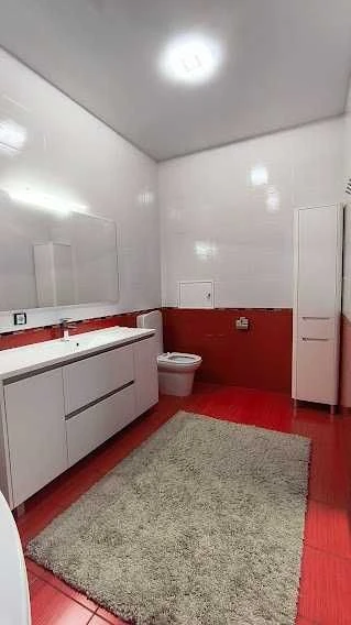 Продаж 3к квартири преміум класу в центрі
