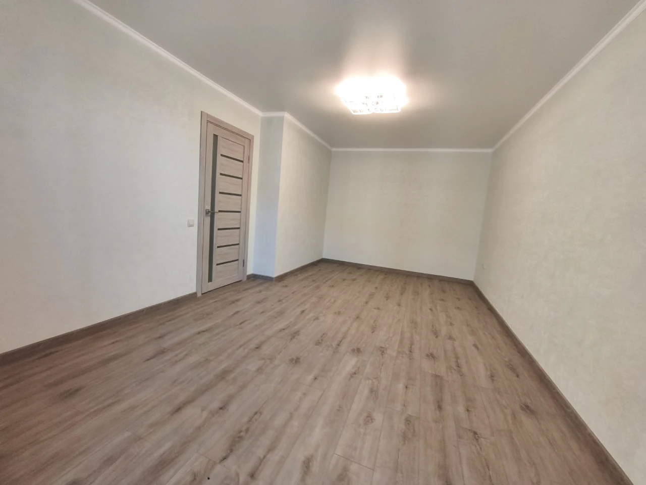 Продам 2к.квартиру в новому будинку по вул. В.Чорновола
