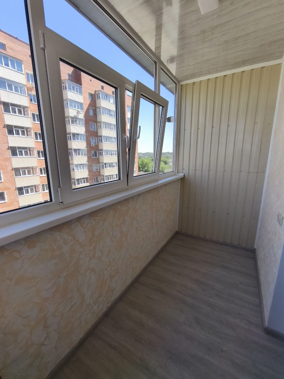 Продам 2к.квартиру в новому будинку по вул. В.Чорновола