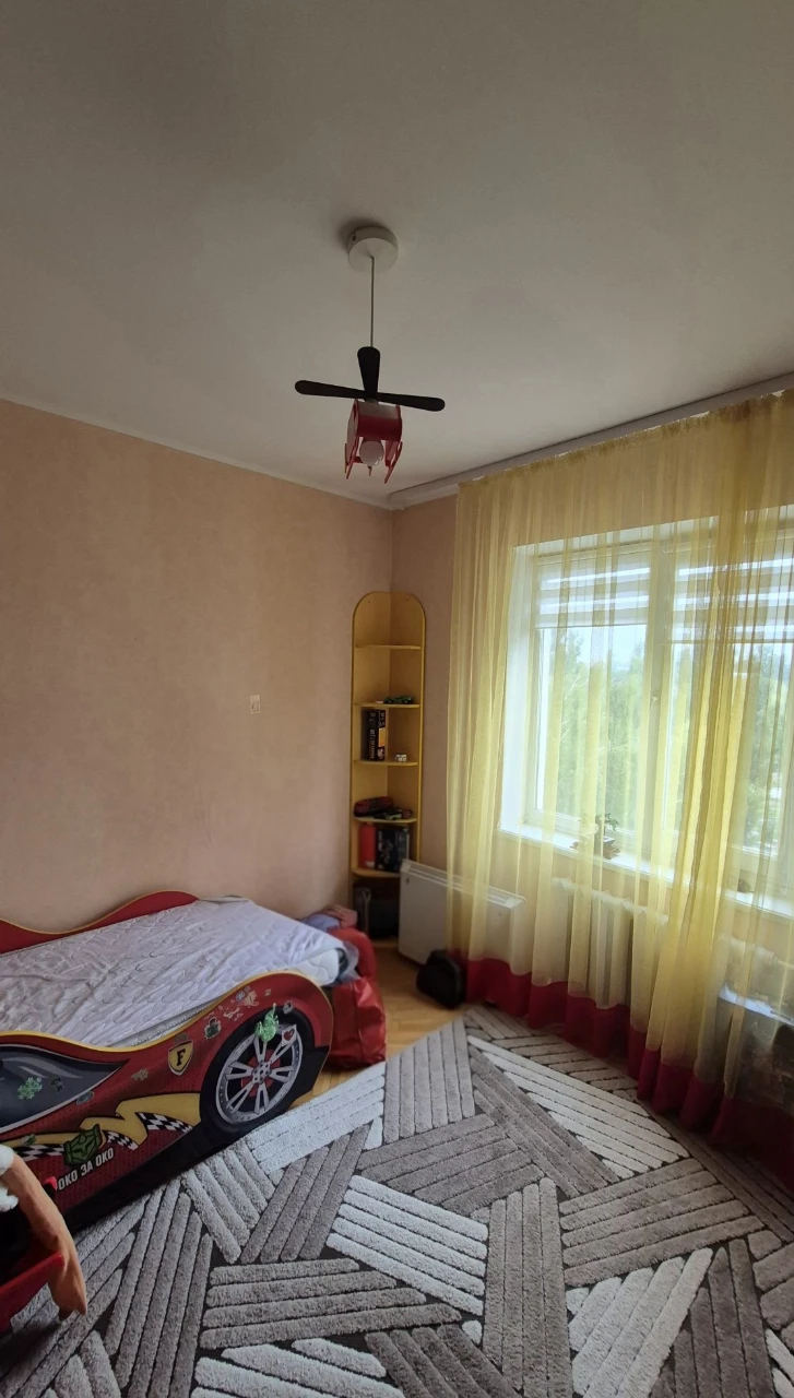 АМЕЛІЯ- продаж 5к квартири в панельному будинку