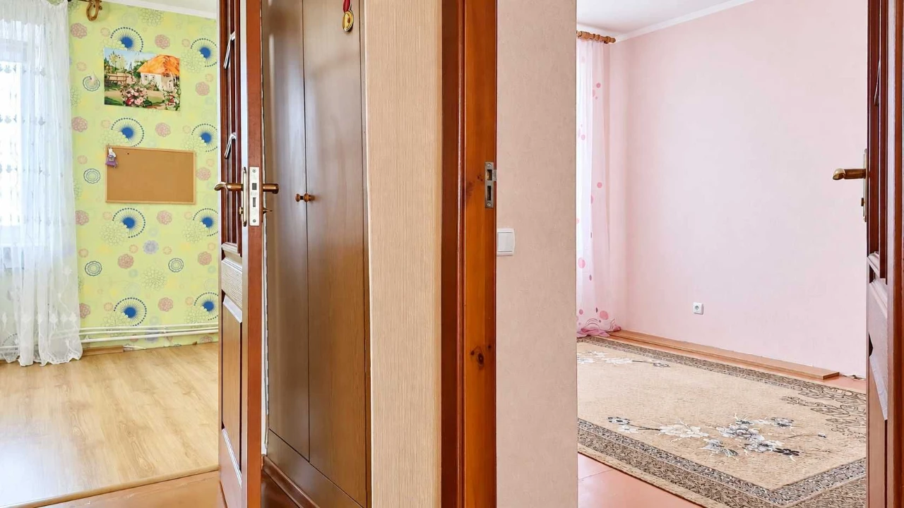 Продам 3-кім квартиру з індивідуальним опаленням в цегляному