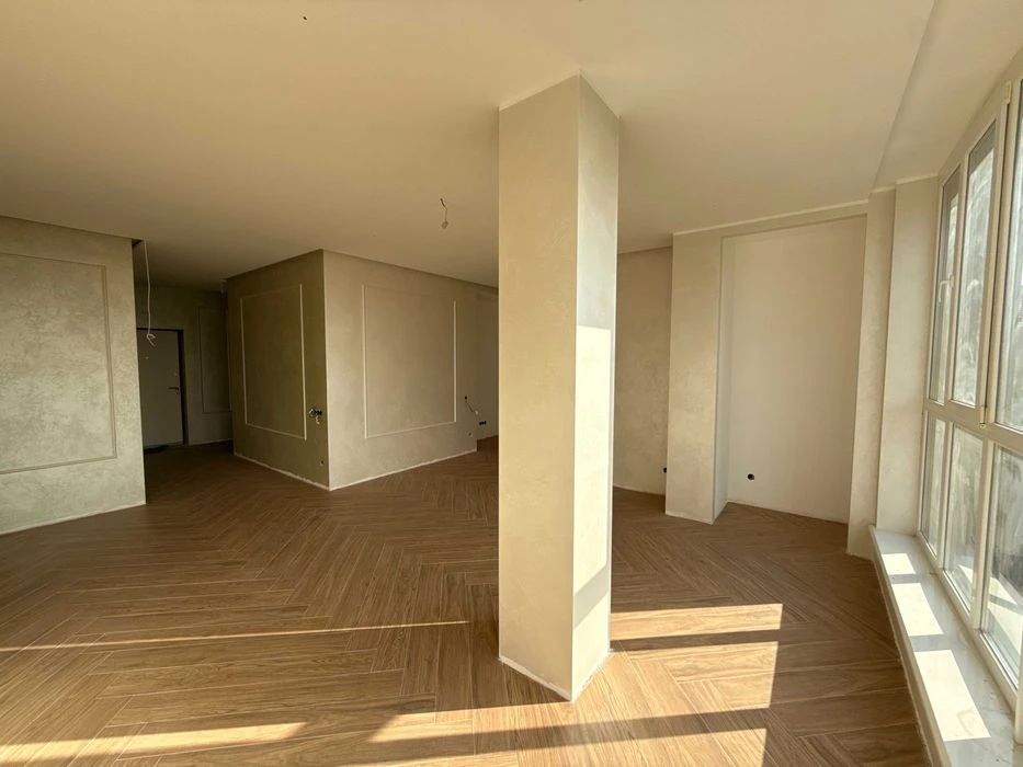 Простора 2-кімнатна квартира 127,4 м² (район Грабник)