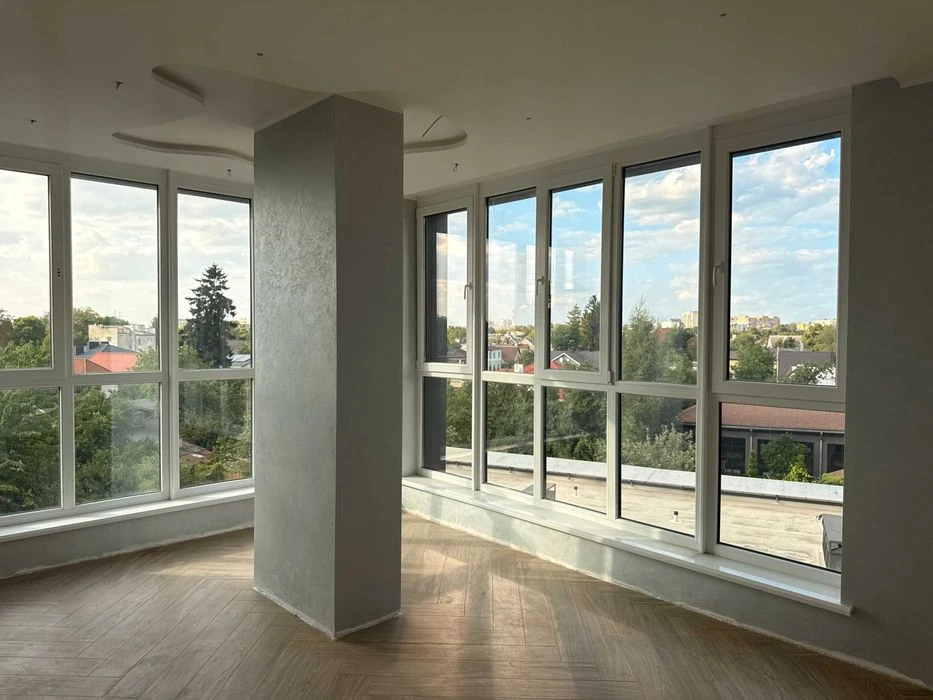 Простора 2-кімнатна квартира 127,4 м² (район Грабник)