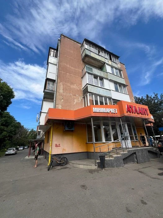 Продаж 1-кімнатної квартири на вул. Дубенська, БОС 280. Друг