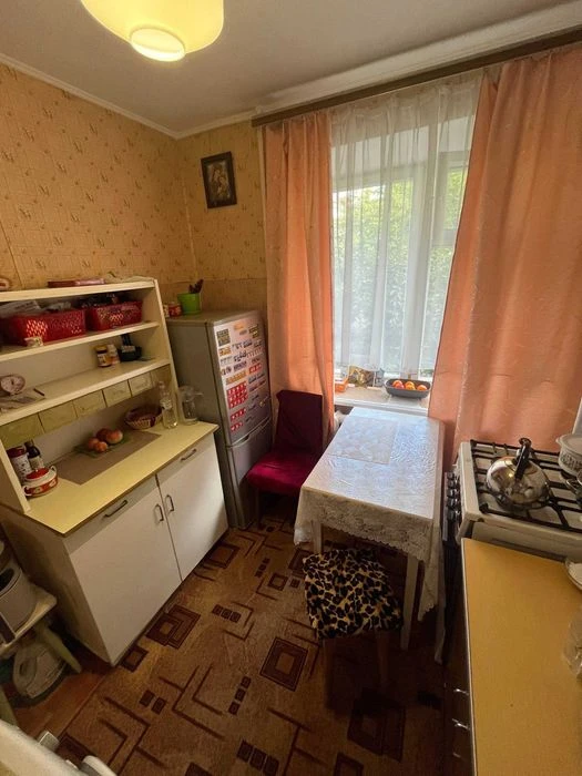 Продаж 1-кімнатної квартири на вул. Дубенська, БОС 280. Друг
