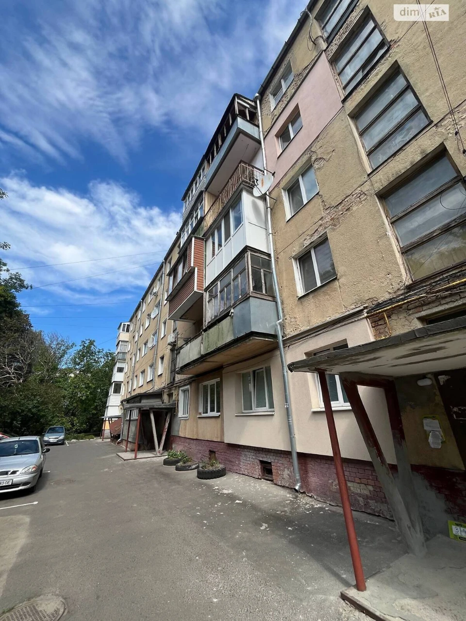 Продаж Квартира Тинне