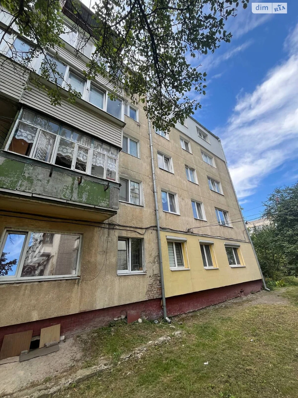 Продаж Квартира Тинне