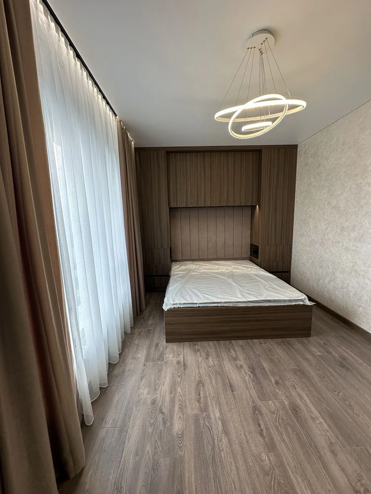 Продам 2-кімнатну квартиру . Новобудова з ремонтом