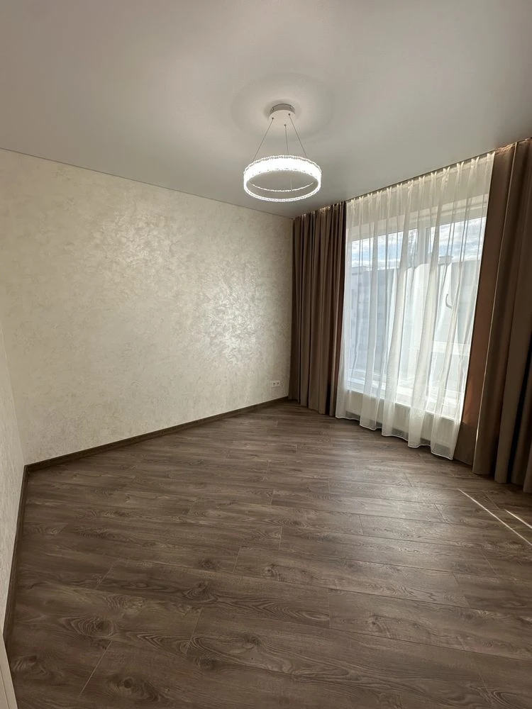 Продам 2-кімнатну квартиру . Новобудова з ремонтом