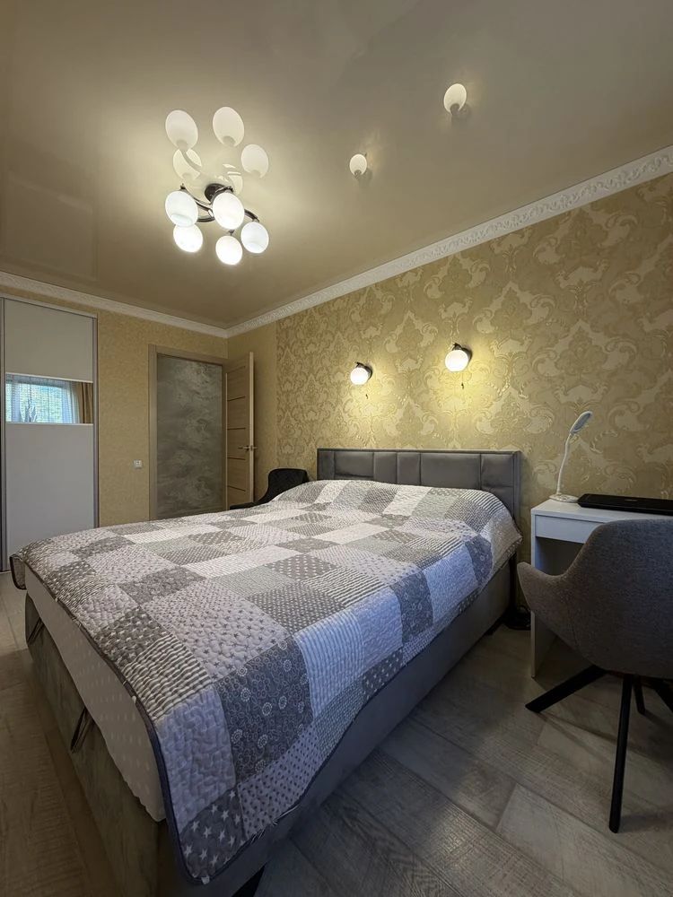 Продаж,3-кімнатна квартира 67 м² з меблями та технікою ,вул.