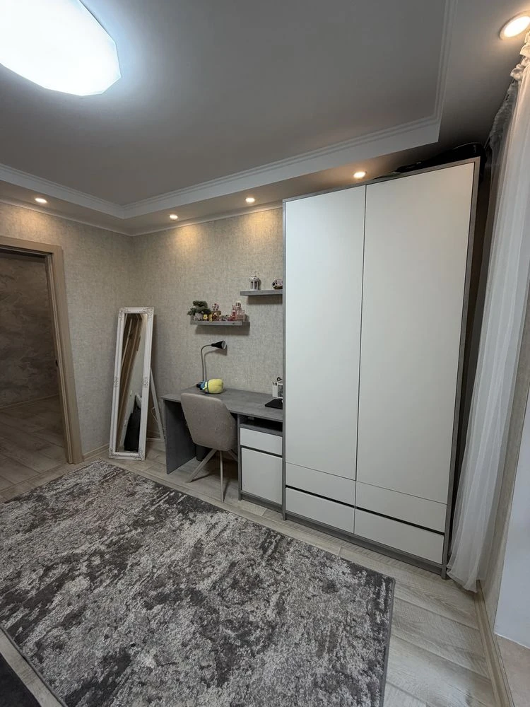 Продаж,3-кімнатна квартира 67 м² з меблями та технікою ,вул.