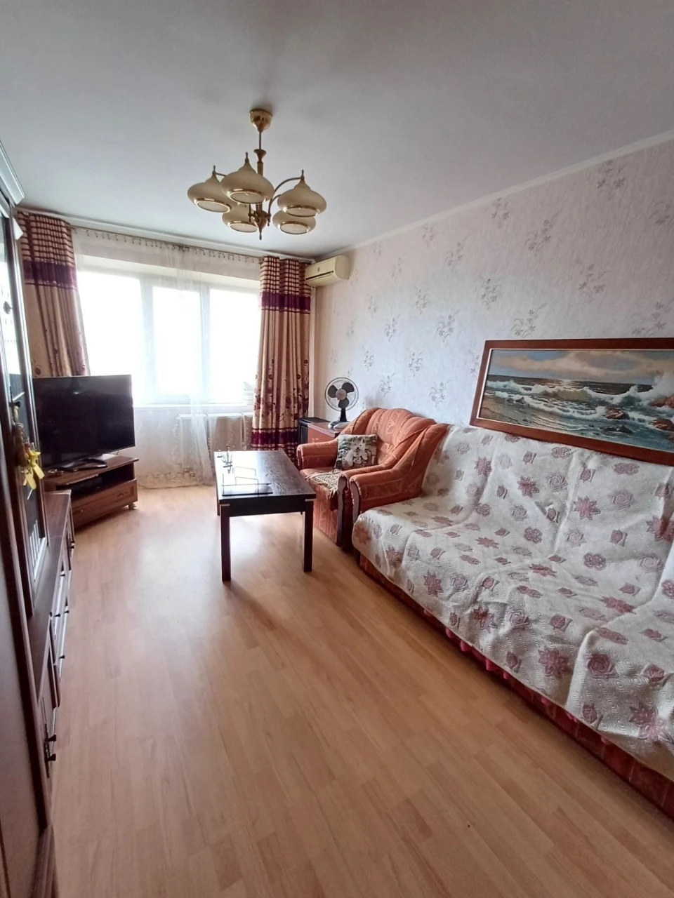 Продам 3 - кімнатну квартиру. Р-н. Північний. Вул. Р. Шухеви