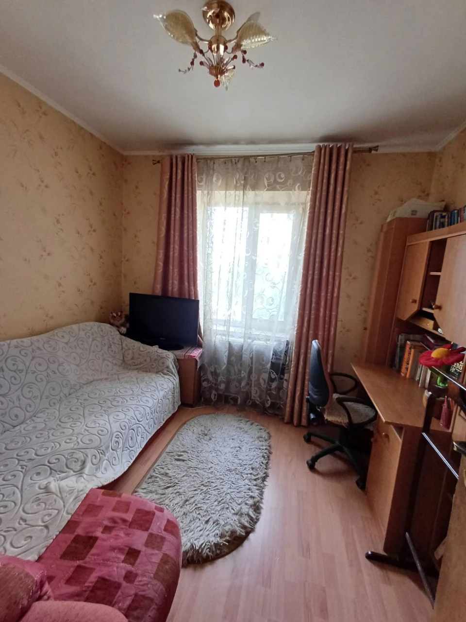 Продам 3 - кімнатну квартиру. Р-н. Північний. Вул. Р. Шухеви