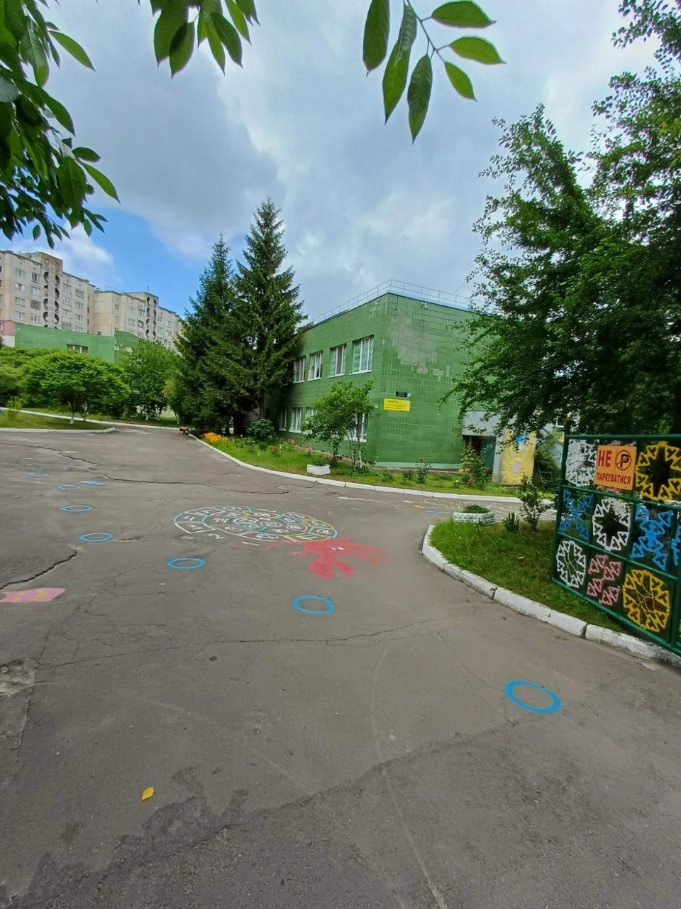 Продам 3 - кімнатну квартиру. Р-н. Північний. Вул. Р. Шухеви