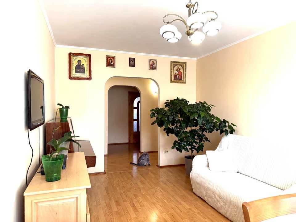 Квартира. Рівне, Академіка Грушевського вул.