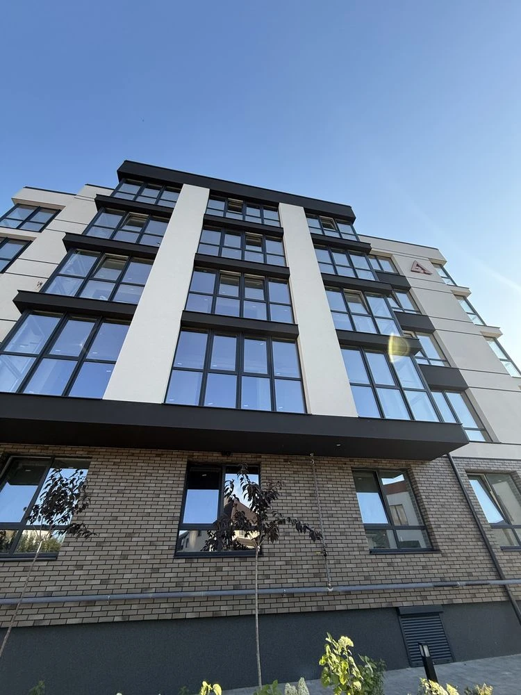 Продаж квартир у унікальній Новобудові від Забудовника-66,8