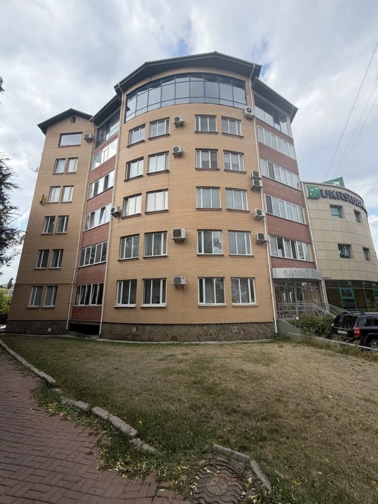 Простора укомплектована  3-кімнатна квартира 103 м² | Покров
