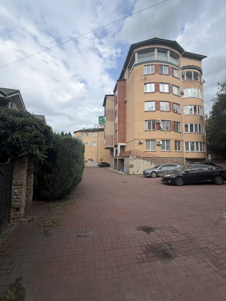 Простора укомплектована  3-кімнатна квартира 103 м² | Покров