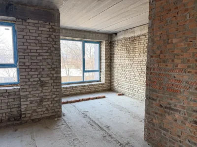 2-кімнатна квартира в новобудові, зданий будинок