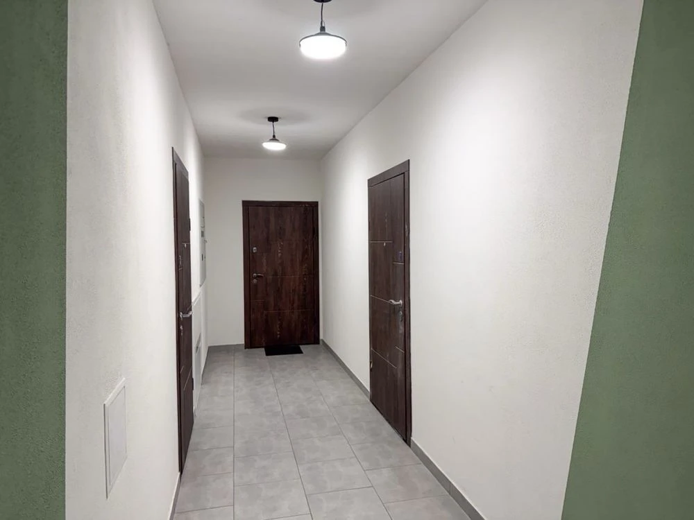 2-кімнатна квартира в новобудові, зданий будинок