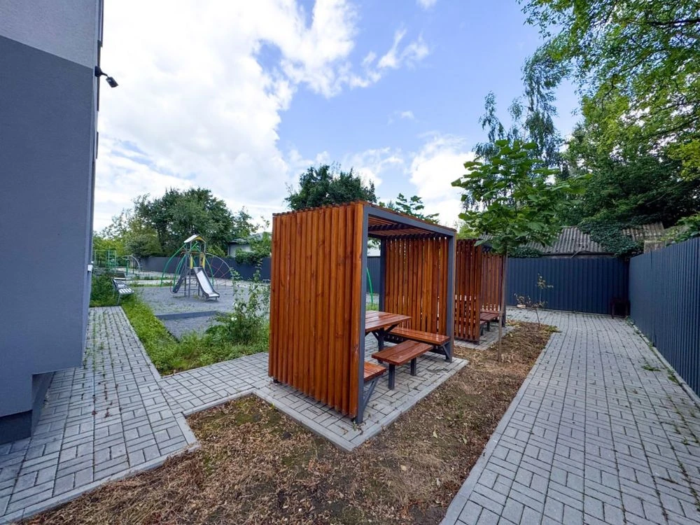 2-кімнатна квартира в новобудові, зданий будинок