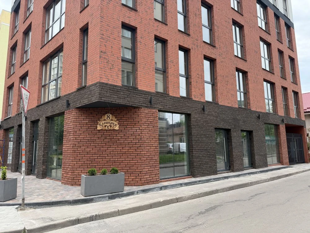 Продаж двох кімнатної квартири центр міста , вул Клешканя