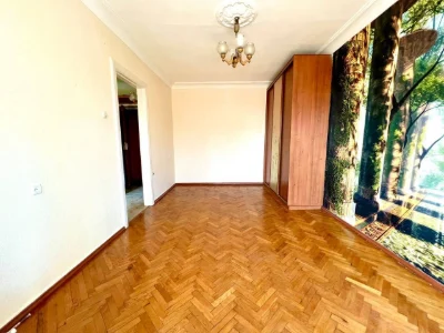 Продаж 1к квартири вул Лаврська 4 Печерський р-н Центр ТОРГ