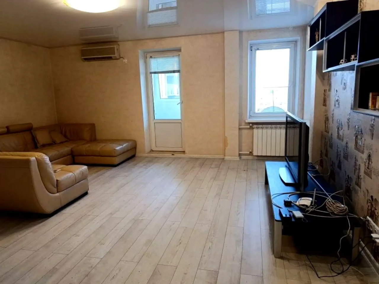 Продаж квартири 3-кімн. 77 м² 11/21 пов.