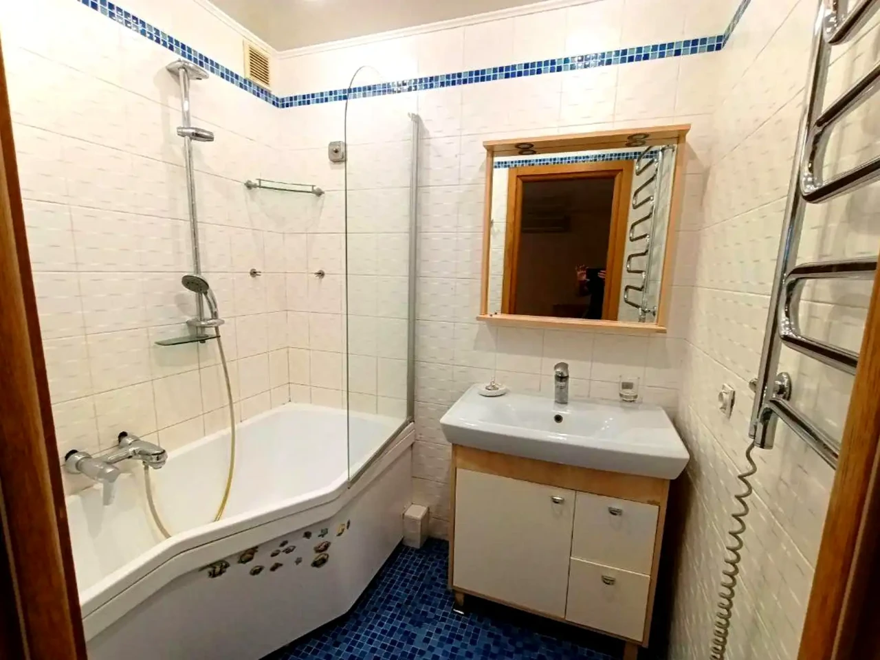Продаж квартири 3-кімн. 77 м² 11/21 пов.