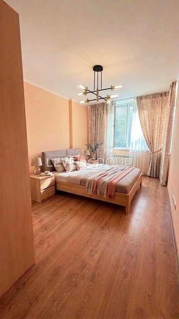 Продаж однокімнатної квартири з ремонтом. вул. Вишгородська