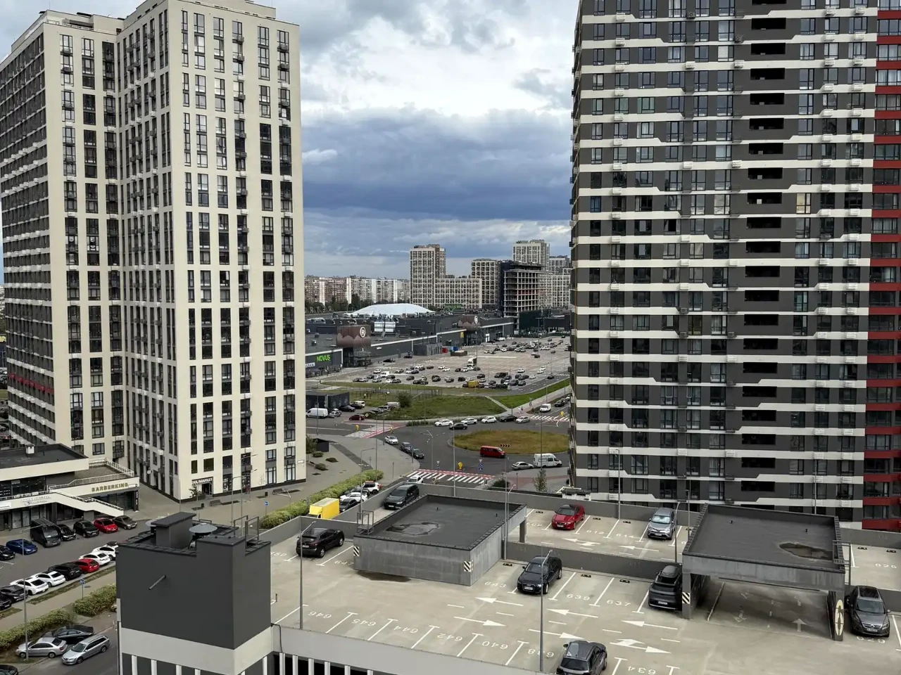 Продаж квартири 2-кімн. 63 м² 12/13 пов.