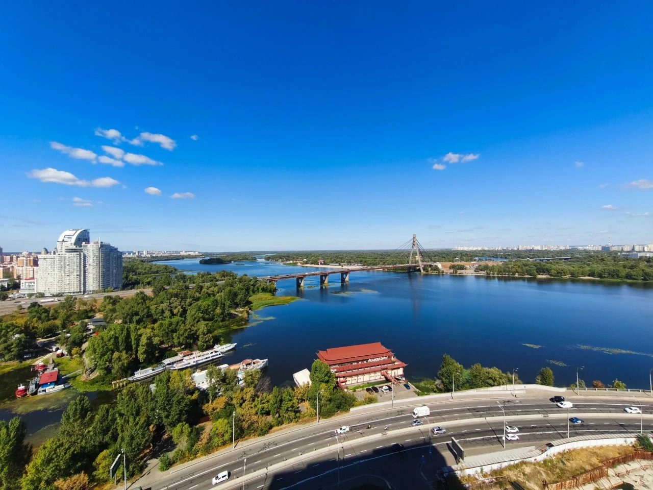 Продаж видової (1к=42,5м²) ЖК "DOCK32" Набережно-Рибальська
