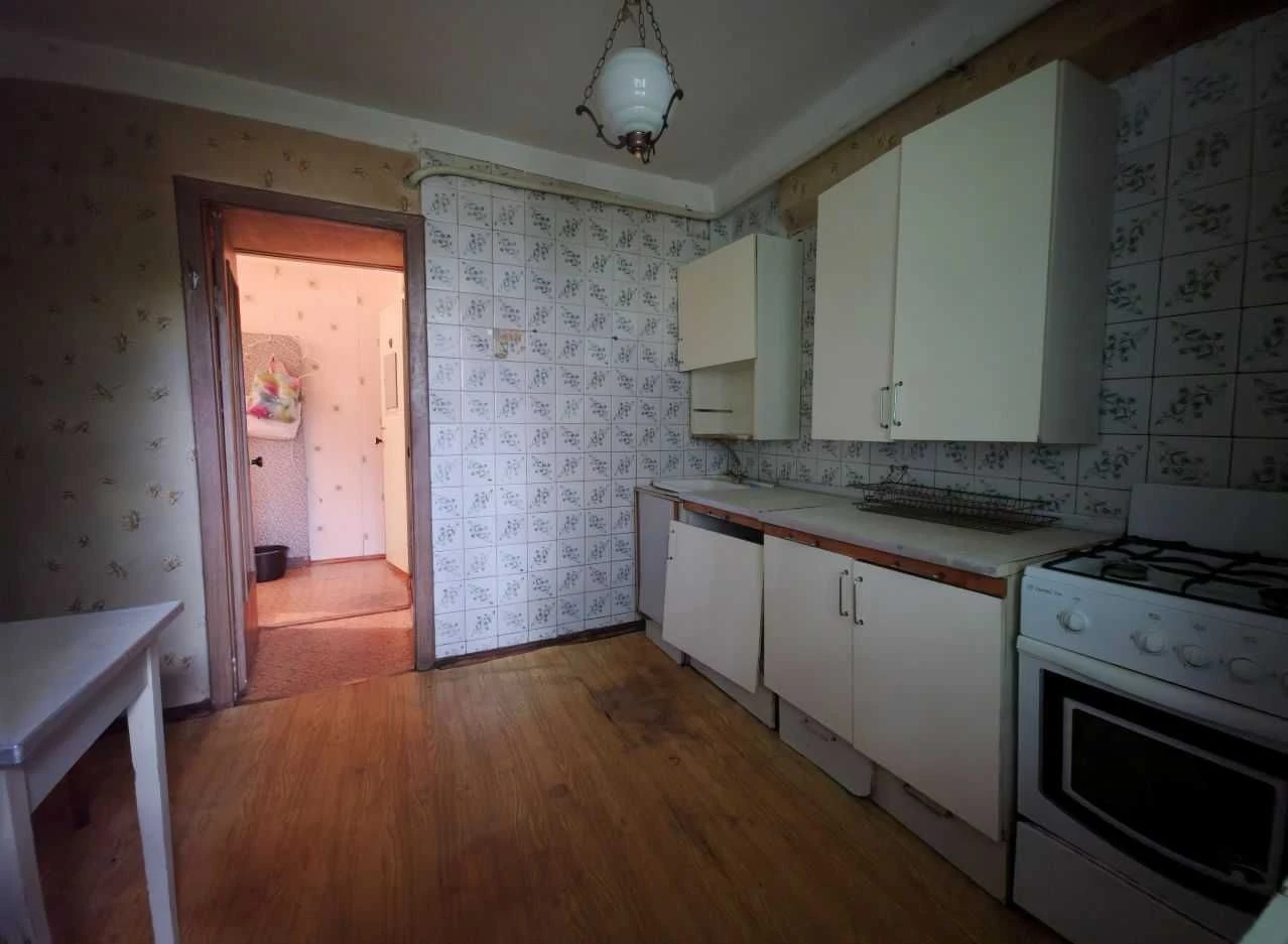 Продаж 2-кім. квартири S-51 м.кв. вул. Кубанскої України 24а