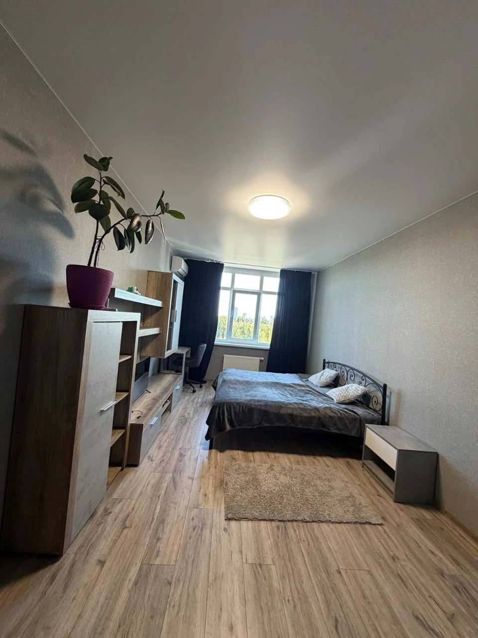 Продаж 1к квартира 45м² з генератором в під'їзді ,Солом’янка