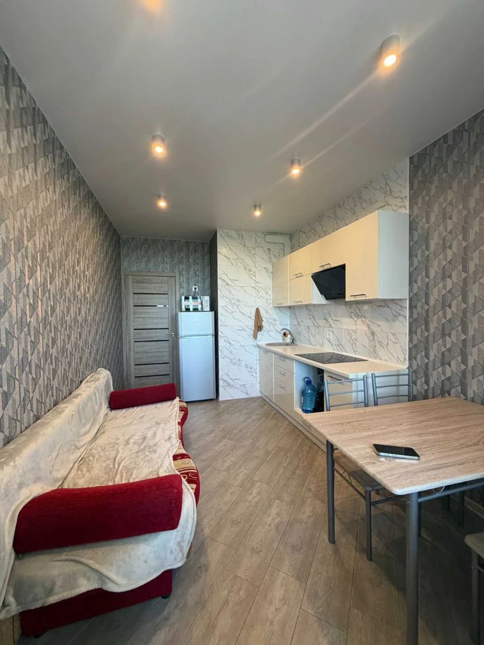 Продаж 1к квартира 45м² з генератором в під'їзді ,Солом’янка