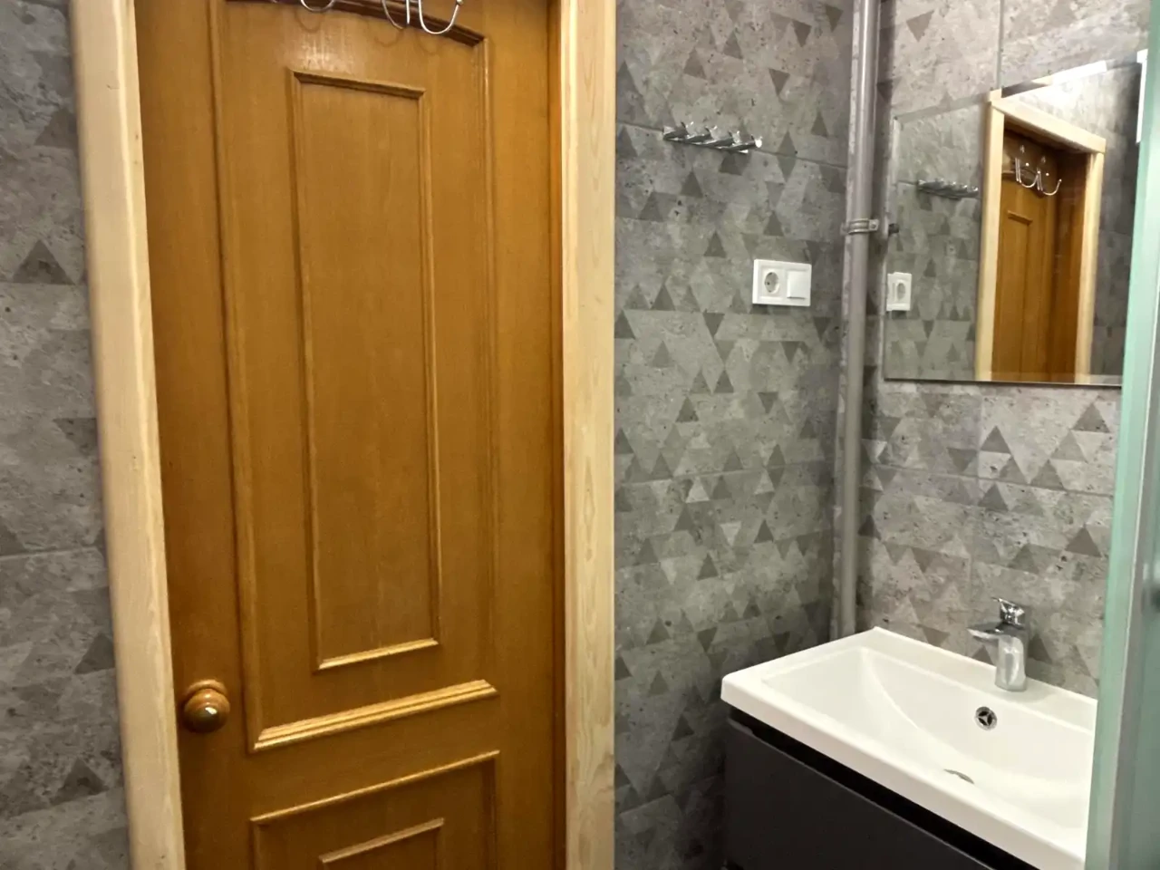 Продаж квартири 2-кімн. 51.1 м² 7/16 пов.