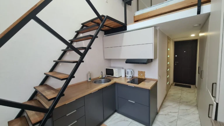 Продам свою дворівневу квартиру SMART HOUSE Машинобудівна 41