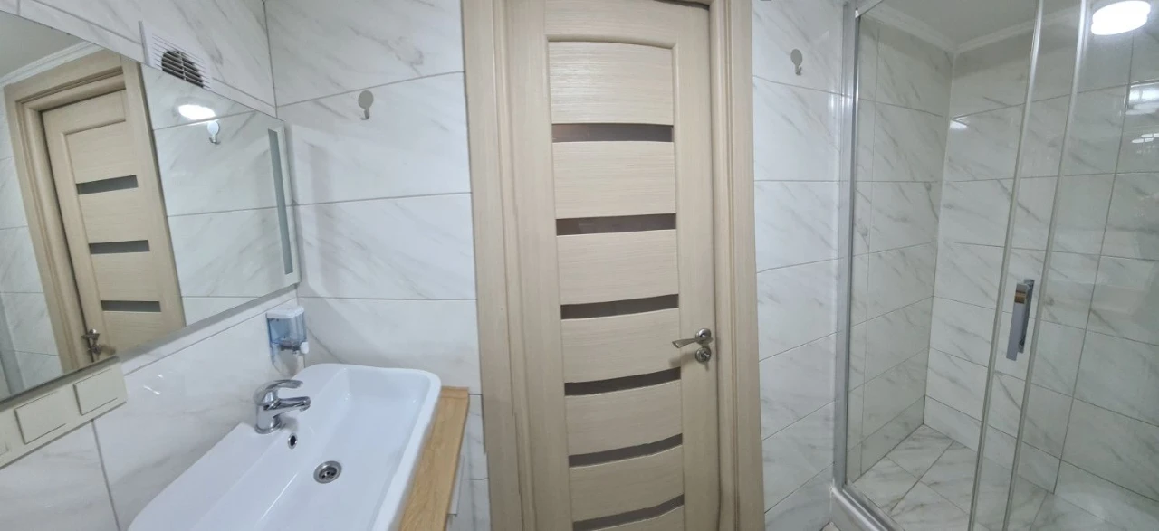 Продам свою дворівневу квартиру SMART HOUSE Машинобудівна 41