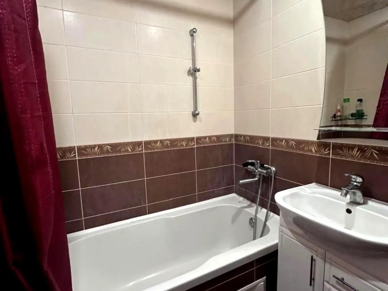 Продаж квартири 2-кімн. 54.8 м² 9/9 пов.