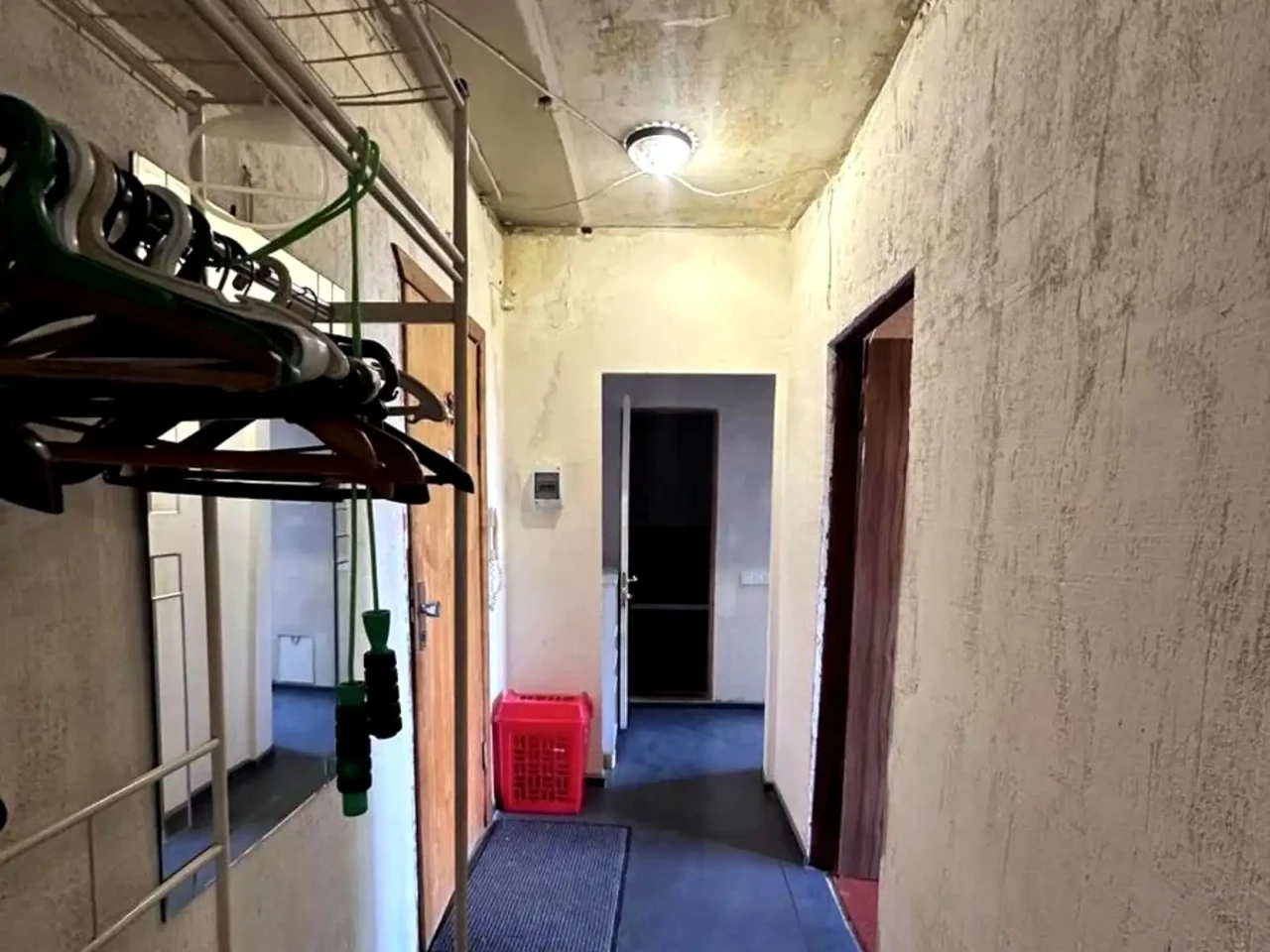 Продаж квартири 2-кімн. 54.8 м² 9/9 пов.